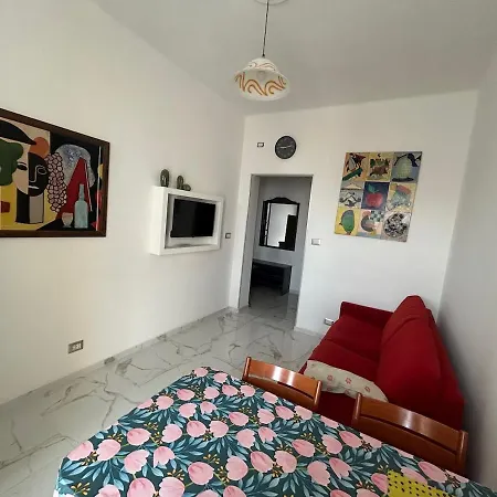 Tourist In Турин