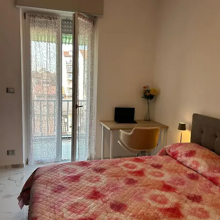 Tourist In Apartment